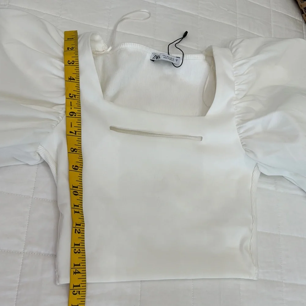 ZARA White Puff Long Sleeve Cut Out Square Neck Crop Top Size S